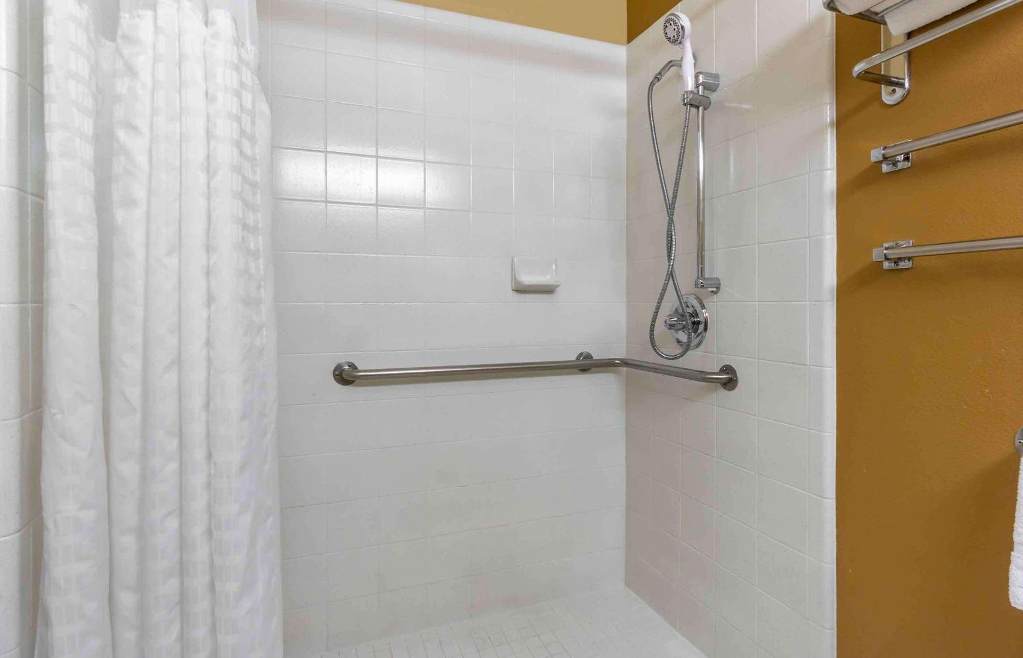Extended Stay America Suites - Seattle - Bellevue - Factoria Dış mekan fotoğraf